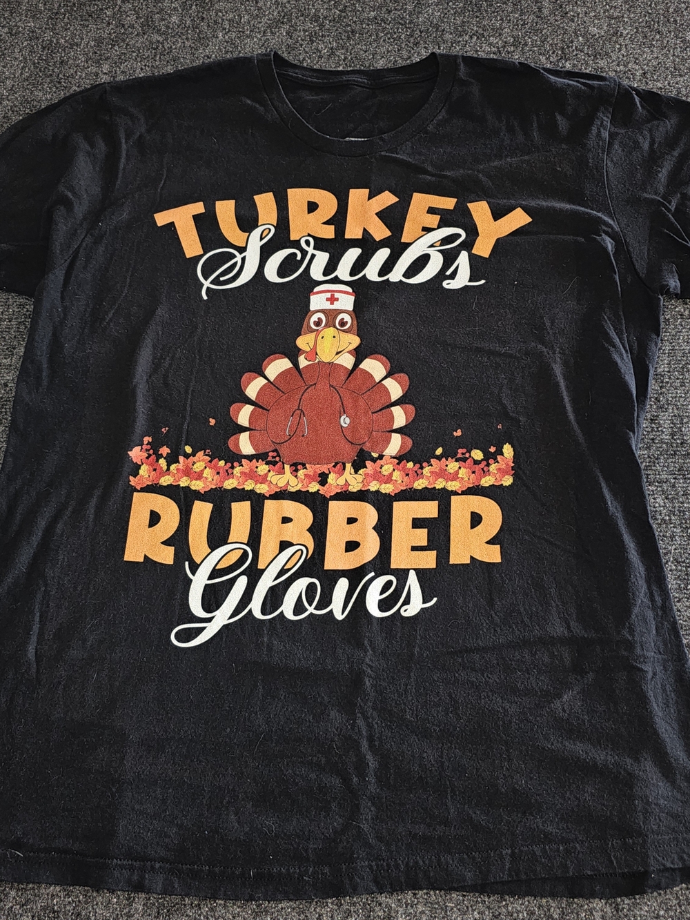 Gildan Black Unisex Nurses 'Turkey Scrubs Rubber Gloves' Graphic Tee L 0504